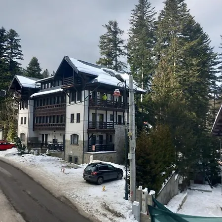 Apartment Maria Sinaia